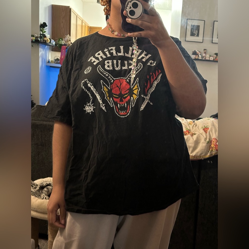 Stranger things tee